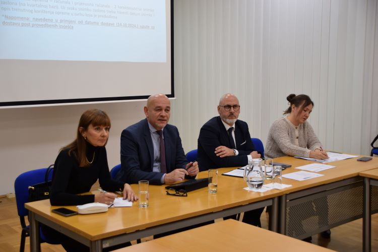 Slika /slike/Priopcenja/savjet naslovna 20.11.JPG